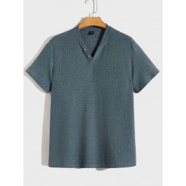 Men Solid Button Detail Tee